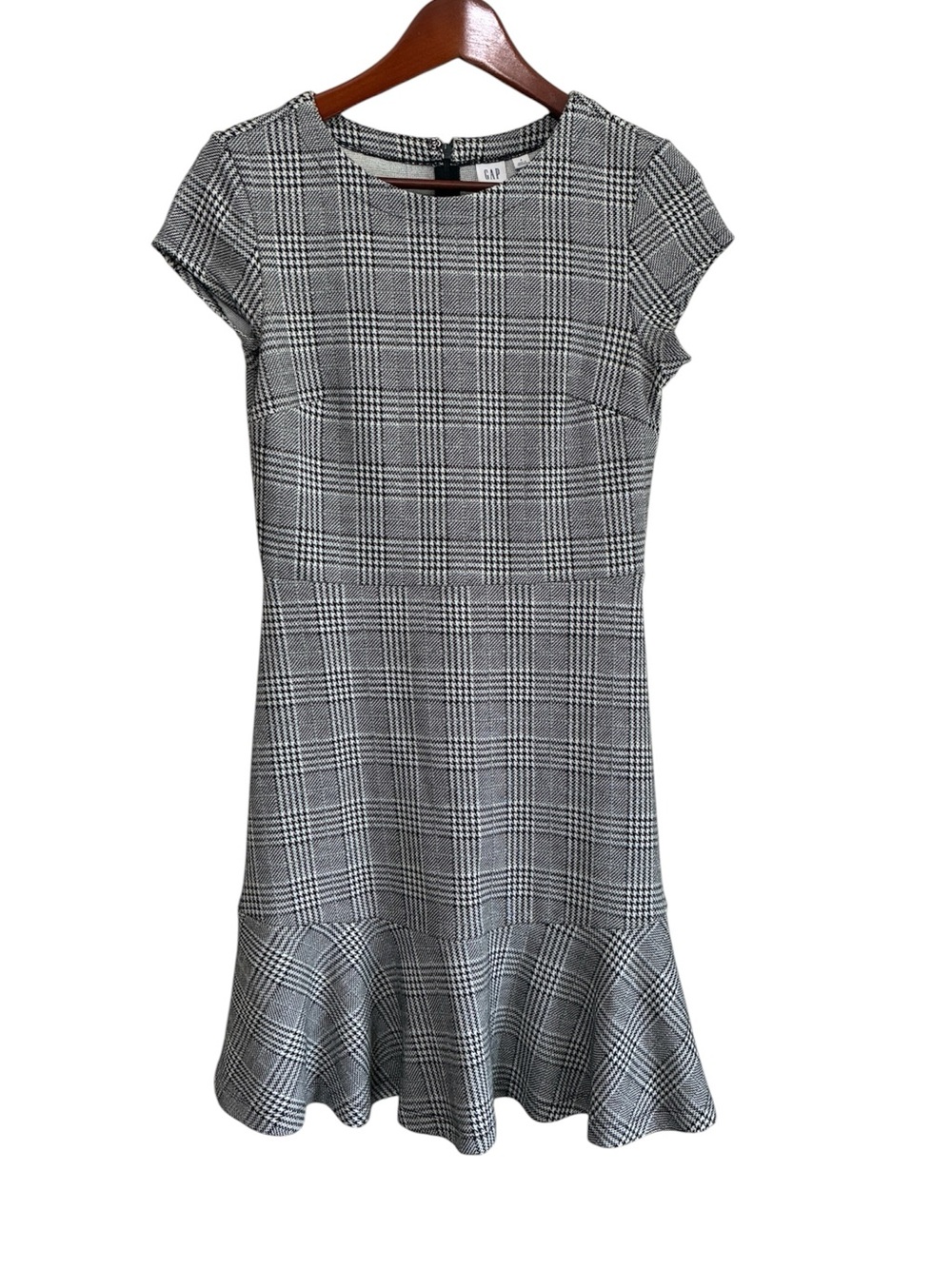 Gap Women's Black and White Houndstooth Fit & Flare Dress Size 2